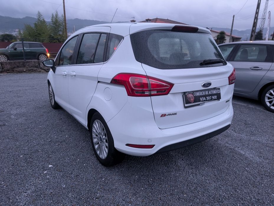 FORD B-Max Titanium64706206328065124