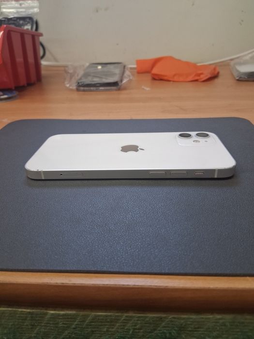 Korpus iphone 12 biały