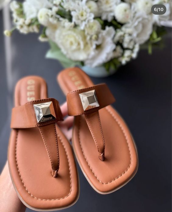 Шкіряні guess в'єтнамки 37 р.