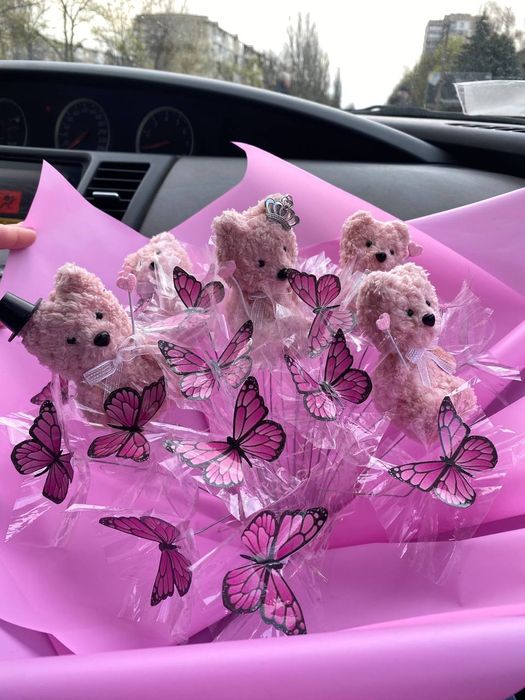 Букет з метеликами, сердечками, мішками, рафаелло 35 видів метеликів