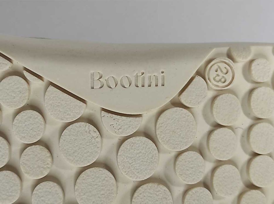 Детские кроссовки Bootini (Турция) Новые. Размер 28. “Босоногая” обувь