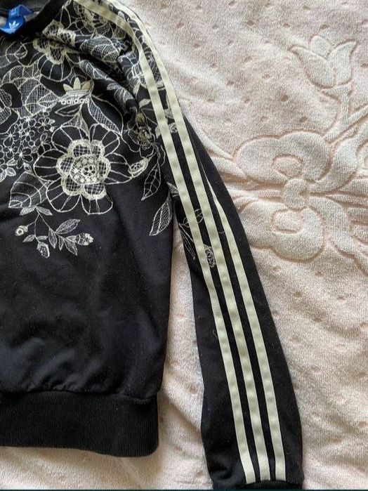 Женская кофта adidas