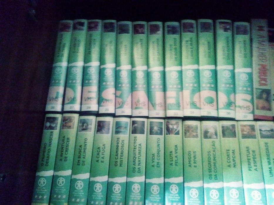 Colecção de 27 VHS+ 8 Livros S egredos da Natureza Ediclubee