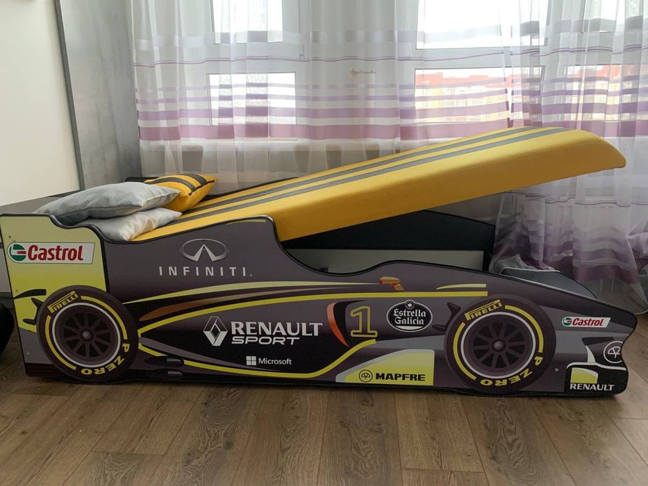 Продам диван стан нового