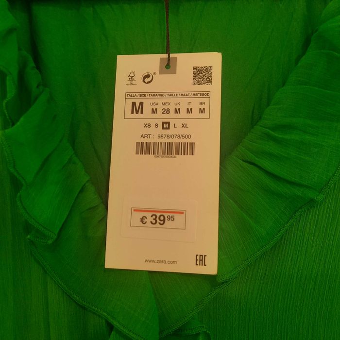 Vestido novo Zara