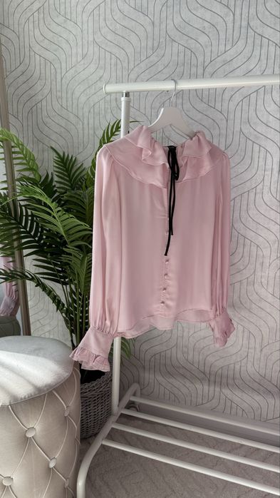 Ніжна блуза ZARA