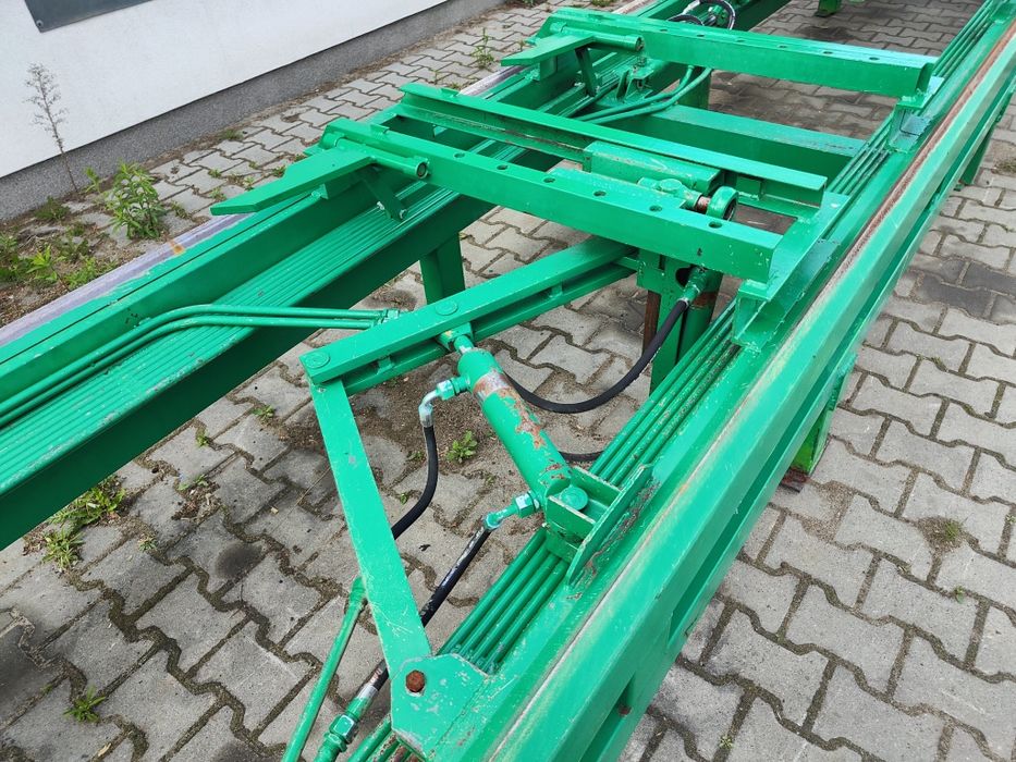 Trak taśmowy termit