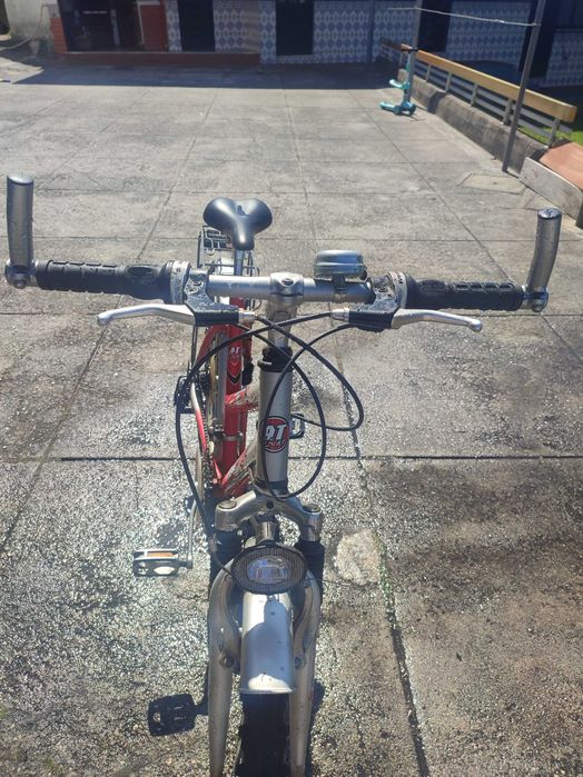 Bicicleta muito boa em muito bom estado