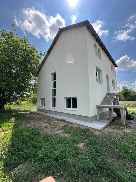 Продається будинок в Чернієві, біля Івано-Франківська