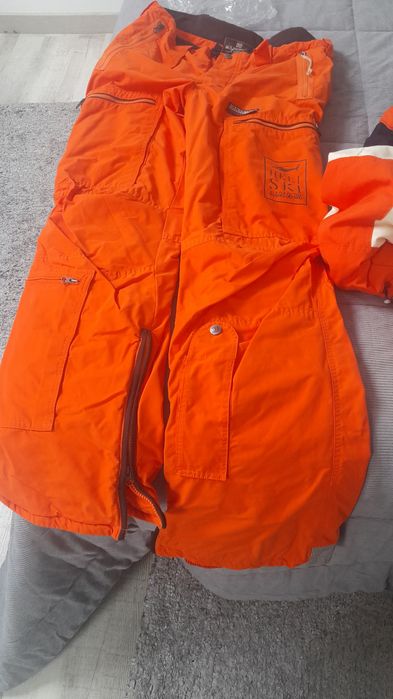 Fato de ski  Napapiri com luvas e gorro NOVO