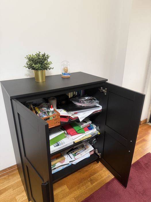 Aparador/Armário IKEA BRIMNES preto com 2 portas