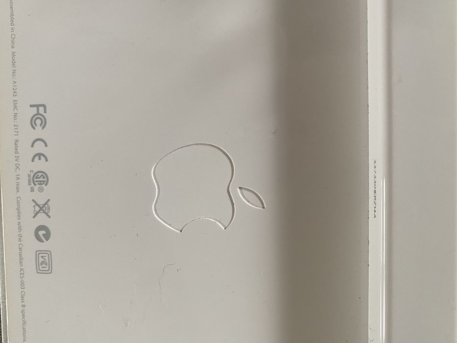 Oryginalna Klawiatura Apple A1243 | USB z blokiem numerycznym | QWERTZ