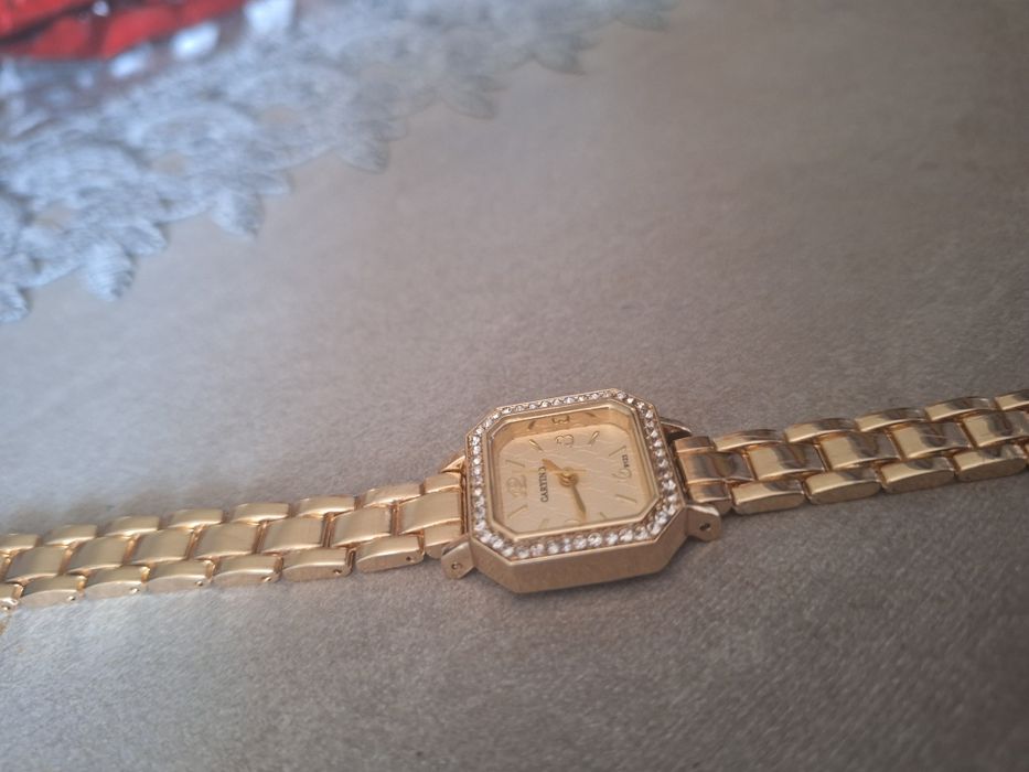 Zegarek damski elegancki zloty jak nowy