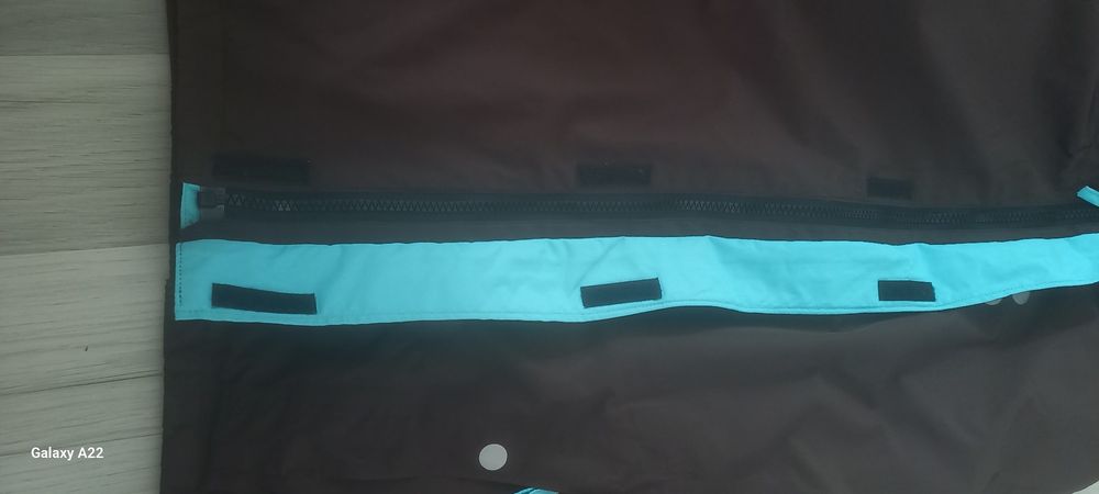 Kurtka przeciwdeszczowa rukka