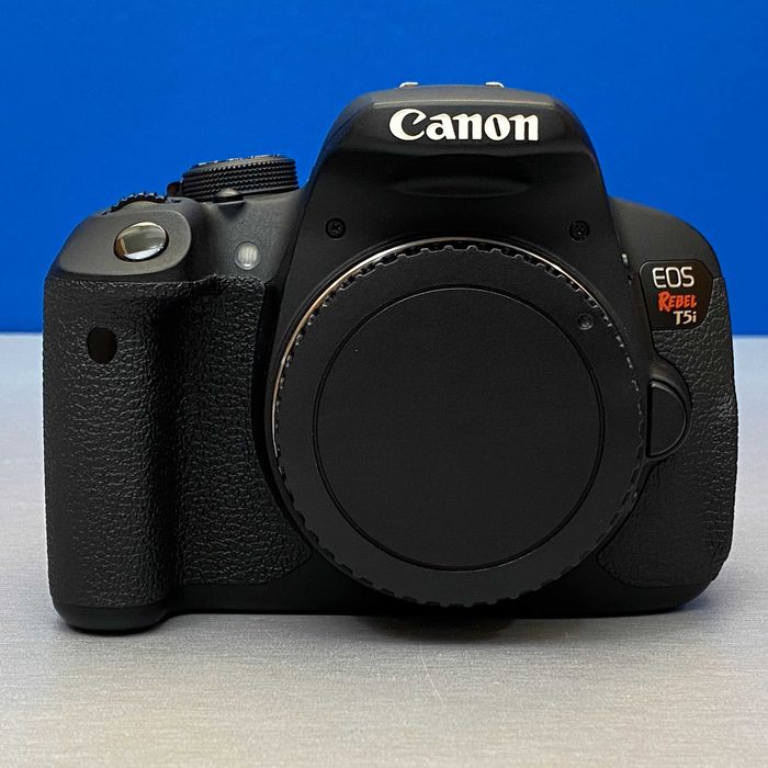 Canon EOS Rebel T5i (700D - Corpo) - 18MP