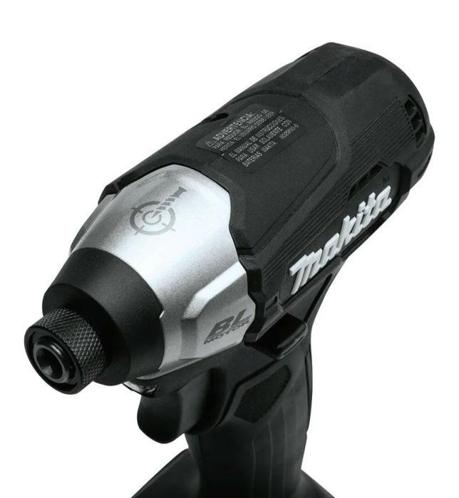 Набір шуруповертів Makita CX203SYB.18v.
