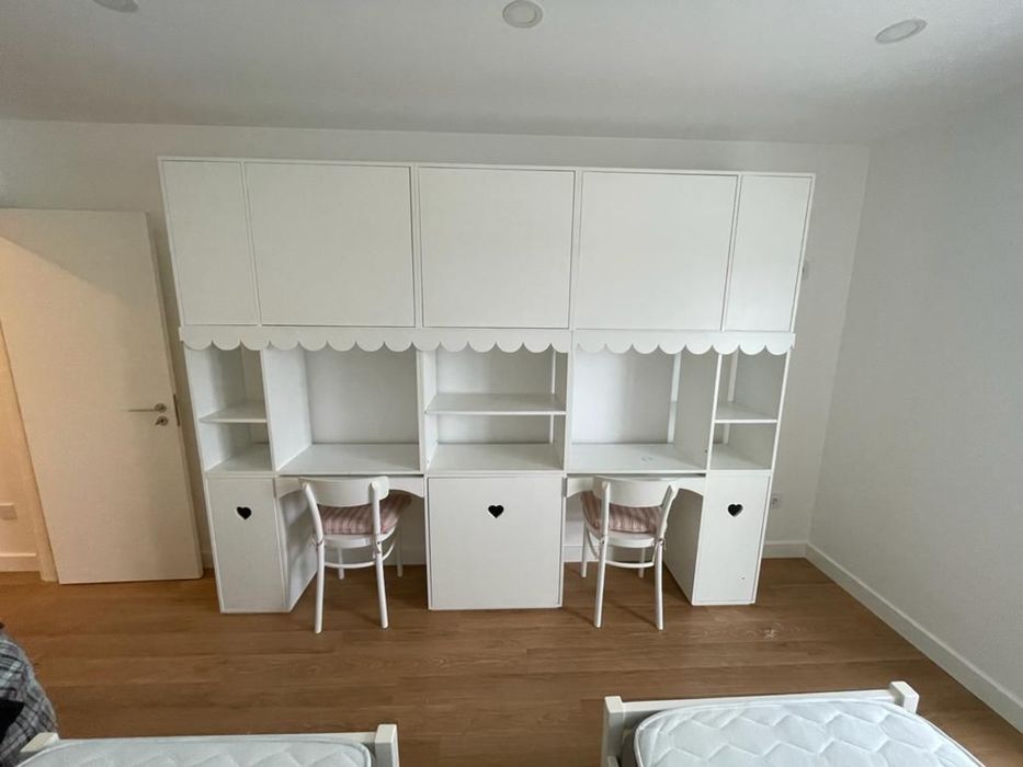 Movel com secretarias