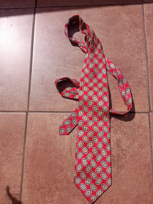 Krawat męski elegancki jedwabny 100% Silk Rebae czerwono-złoty