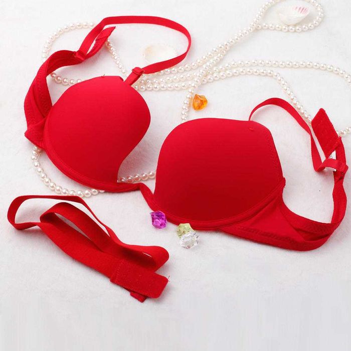 Червоний бюстгальтер планж під сукню з глибоким декольте бюст планж