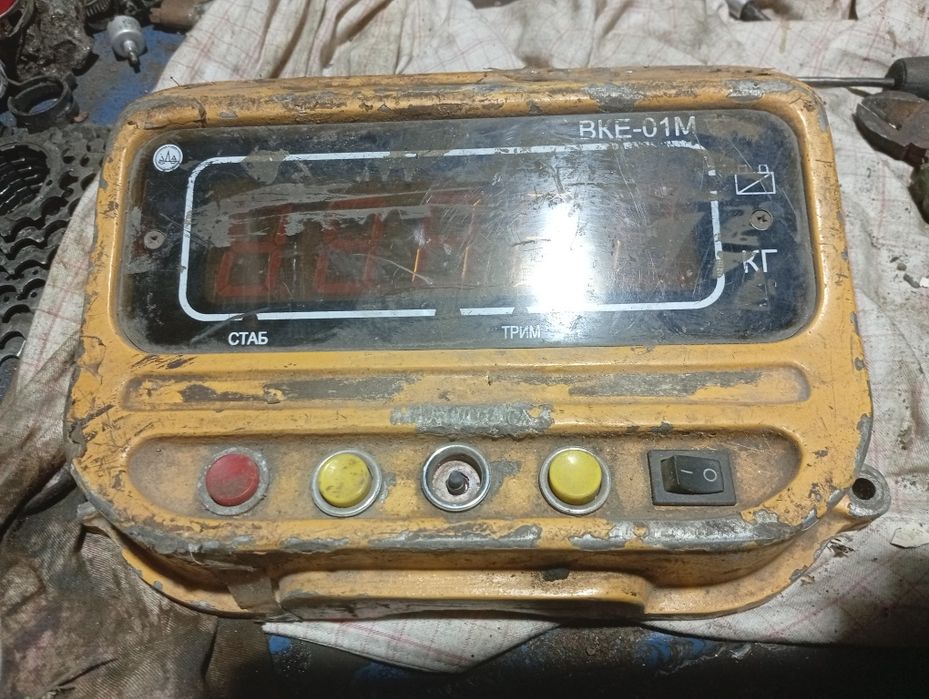 Весы крановые ВКЕ-01М (панель)