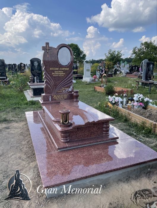 Пам’ятники Галич ціни від виробника під ключ