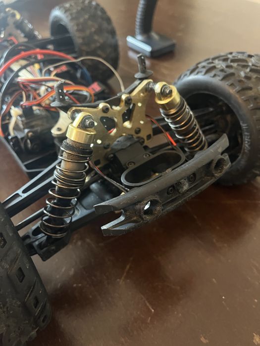 Carro RC JLB 21101 (120A) 1/10
