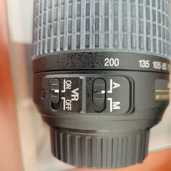 Objetiva Canon 55 - 200mm 1:4-5.6G
