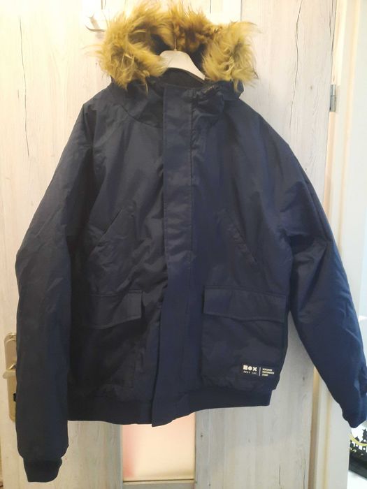 Przepiekna zimowa kurtka wodoodporna xl