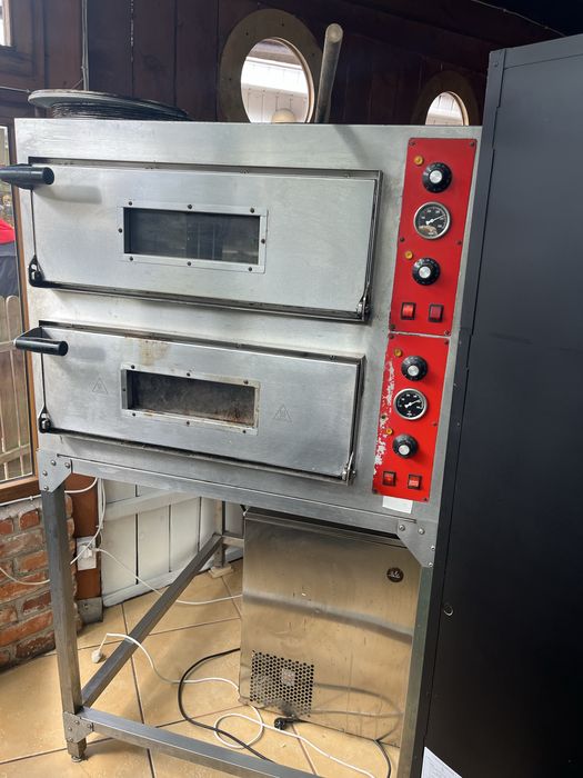 Elektryczny piec do pizzy Stalgast