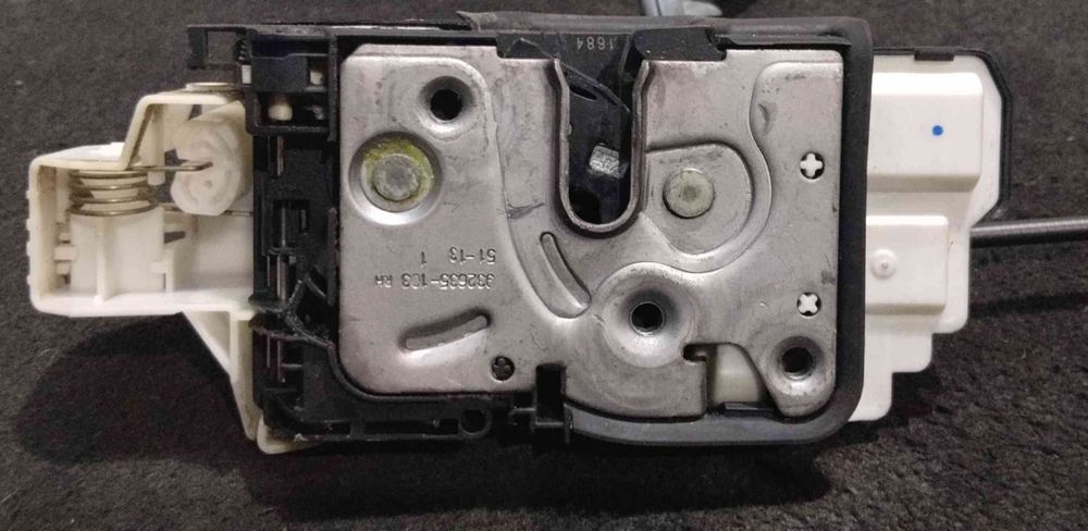 Fechadura / Fecho Porta Trás Direito 31391831 - VOLVO V40 Hatchback