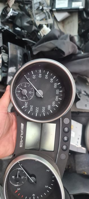 Licznik Zegary Mercedes W164 W251 X164 Europa Diesel CDI