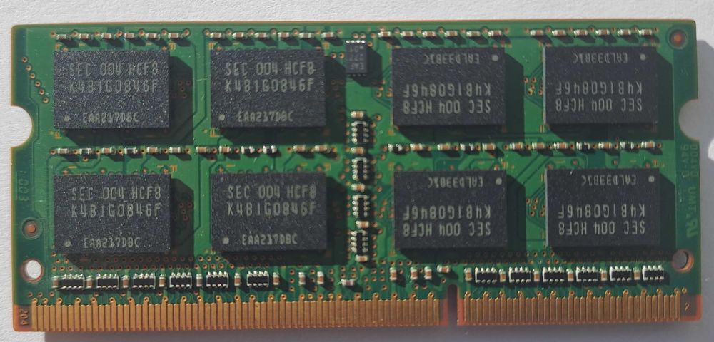 Б/В Оперативна пам'ять  SODIMM Samsung DDR3 2Gb 1066MHz PC3-8500S