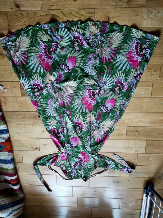Sukienka maxi, sukienka z odkrytymi plecami rozmiar M/L