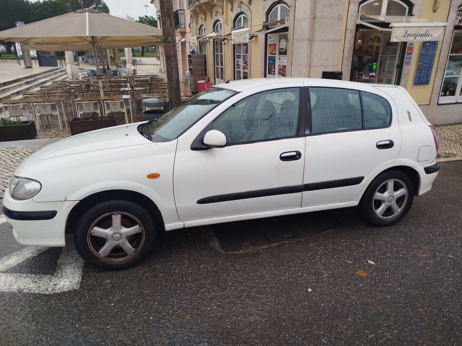 Nissan Almera 2002
