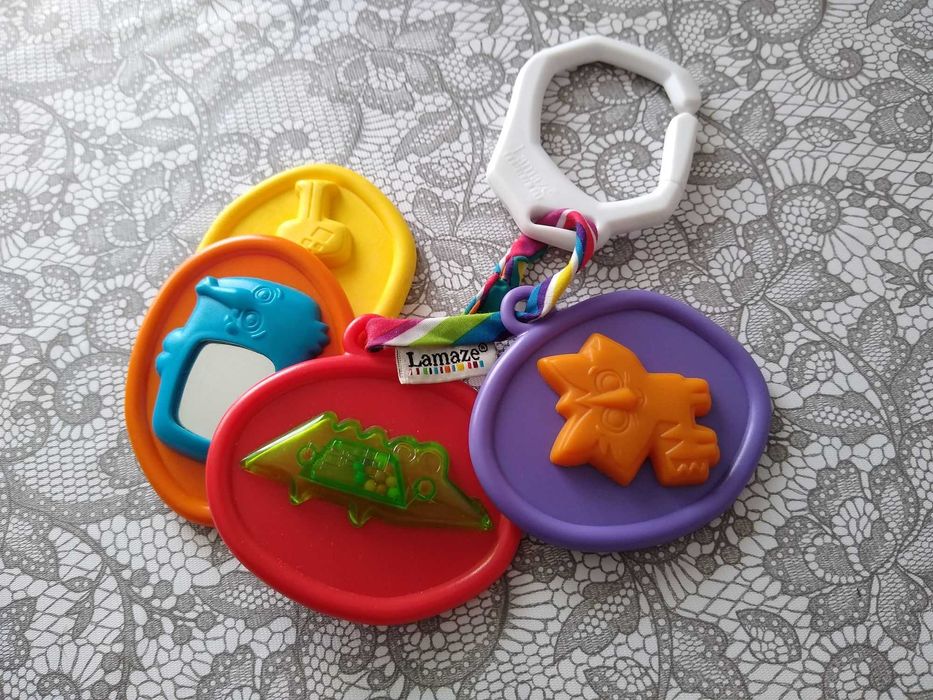 Sensoryczna zawieszka, grzechotka, gryzak Lamaze