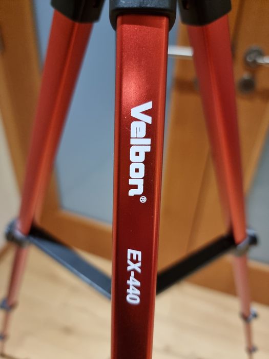 Velbon Tripod for Camera64284528877442121