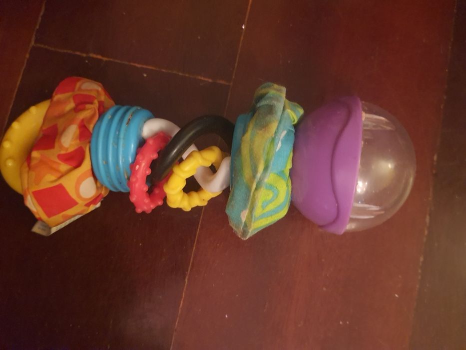 Brinquedos musicais usados