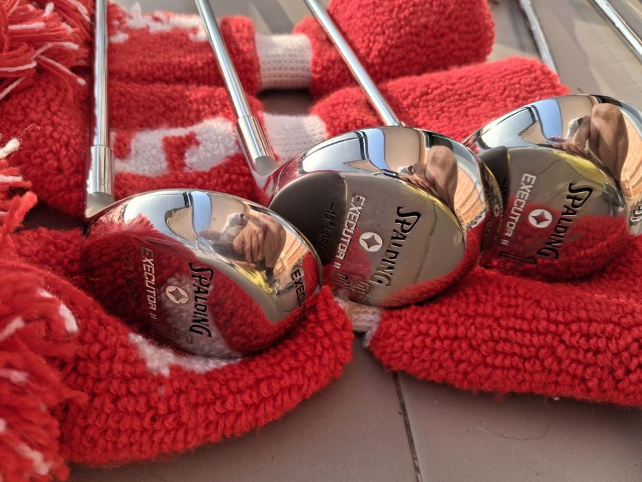 Saco golfe Spalding c/trolley + 13 tacos Executor II e Pro Flite II