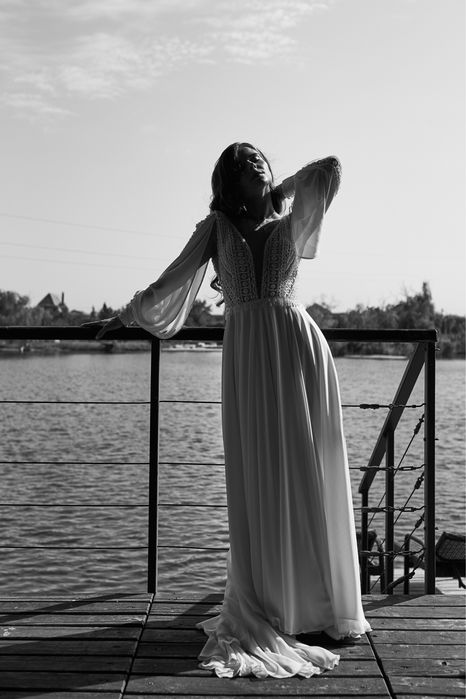 Весільна сукня