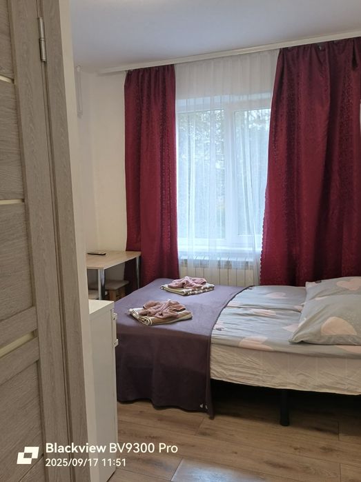 Подобово, потижнево студія, Епіцентр