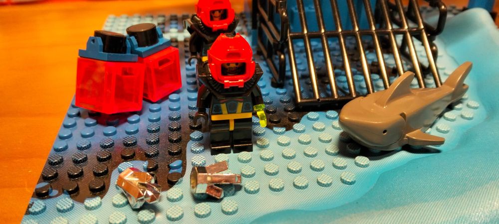 Lego 6190  Shark's Crystal Cave