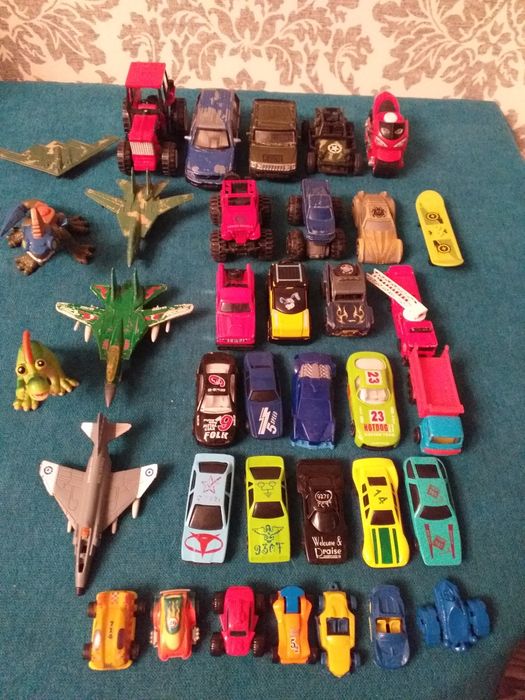 Машинки,дитячі іграшки . Ціна за все.