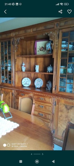 Móvel mesa e cadeiras madeira