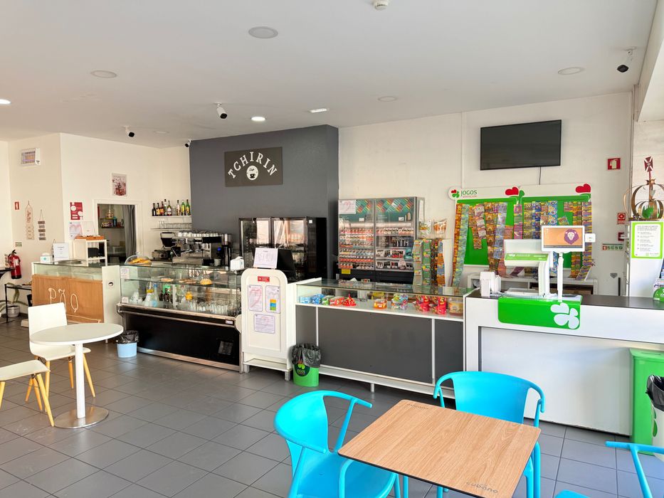 Pastelaria com Jogos Santa Casa