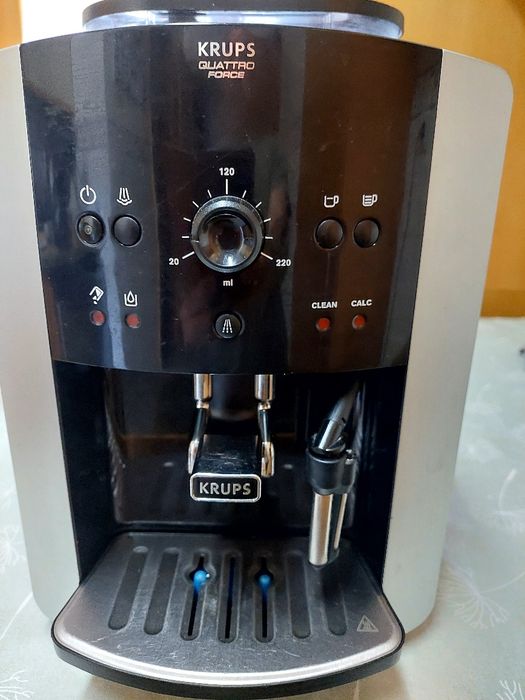 Maquina de café em grão automática