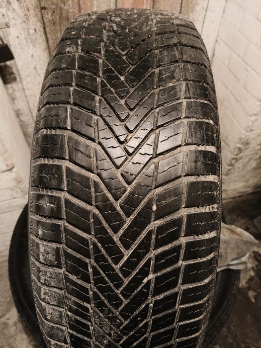 Opony całoroczne wielosezonowe Mazzini AllSeason 225/65R17 4 sztuki