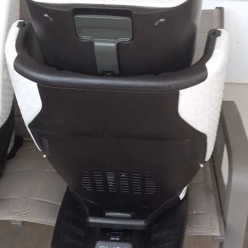 Cadeira auto nuna Rebl Plus berry