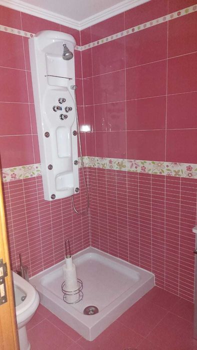 Moradia T5 disponível