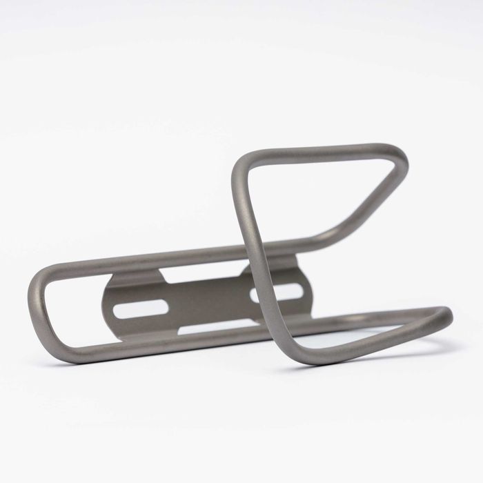 Tytanowy koszyk na bidon rowerowy 34g