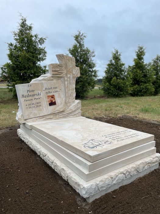 ZIMOWA PROMOCJA!! Rzeźba krzyża nagrobek z piaskowca